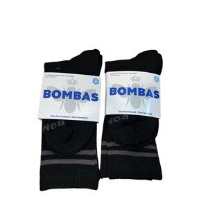 NEW 2 pair Bombas Athletic Socks in Black and Gray